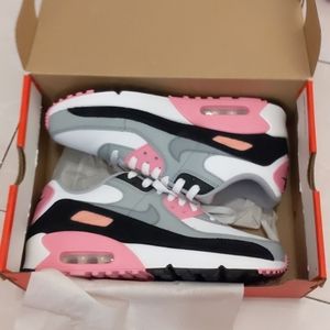 Nike Rose Air Max 90 Size 6.5Y